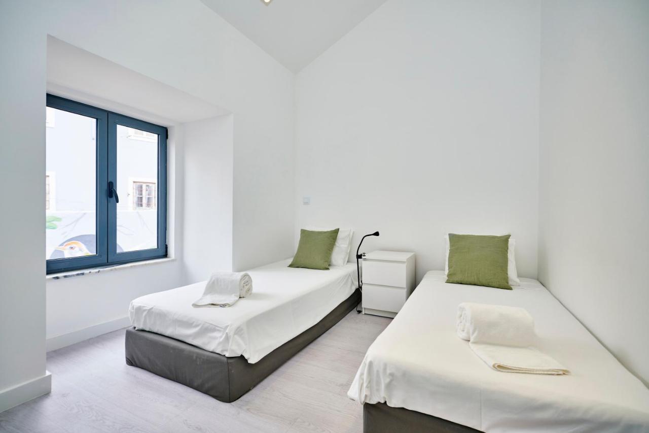 Altido Fabulous 3-Br Apartment In Western Lisboa Kültér fotó