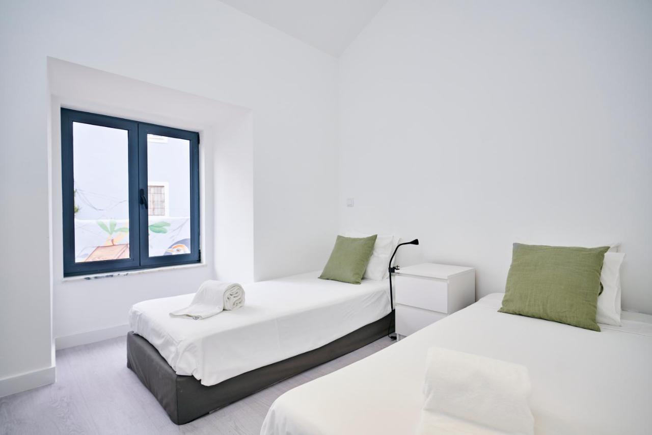 Altido Fabulous 3-Br Apartment In Western Lisboa Kültér fotó